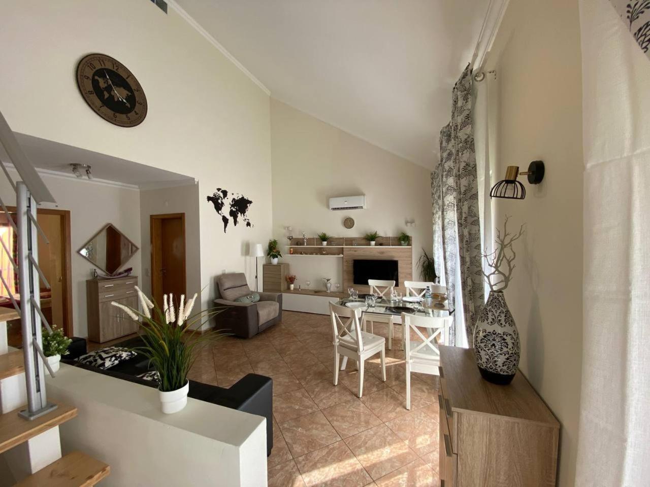 Guesthouse Milagre Centro FAO Exteriör bild